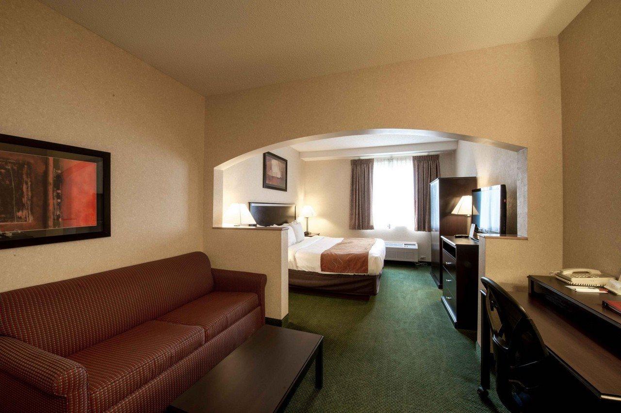 דילון Comfort Suites Summit County מראה חיצוני תמונה
