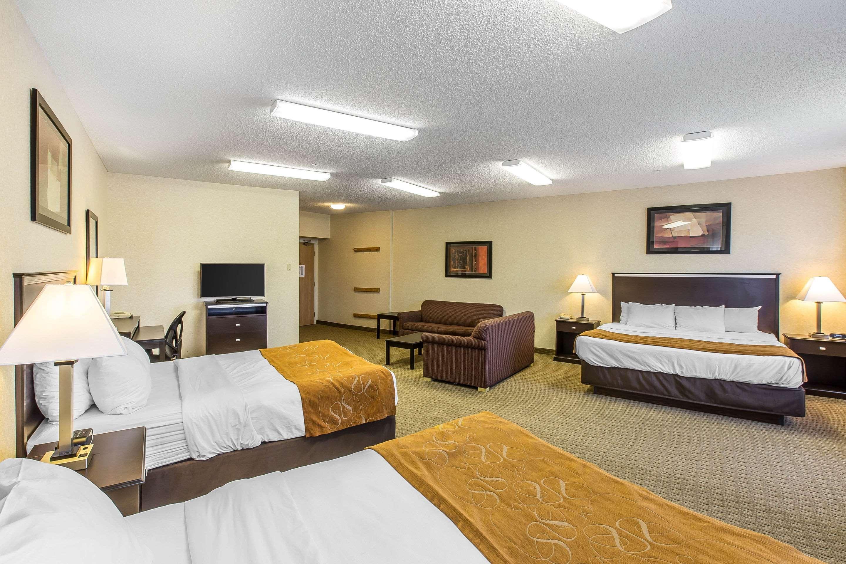 דילון Comfort Suites Summit County מראה חיצוני תמונה